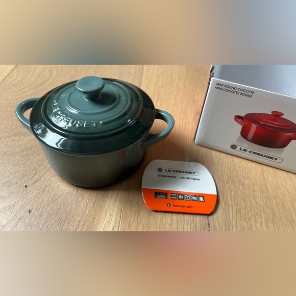 Le Creuset Mini Cocotte Ocean color 8oz. - Picture 3 of 8